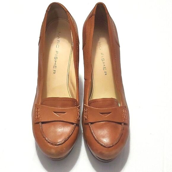 Marc Fisher Keeps Cognac Almond Oxford Classic Platform Heels - Picture 2 of 15